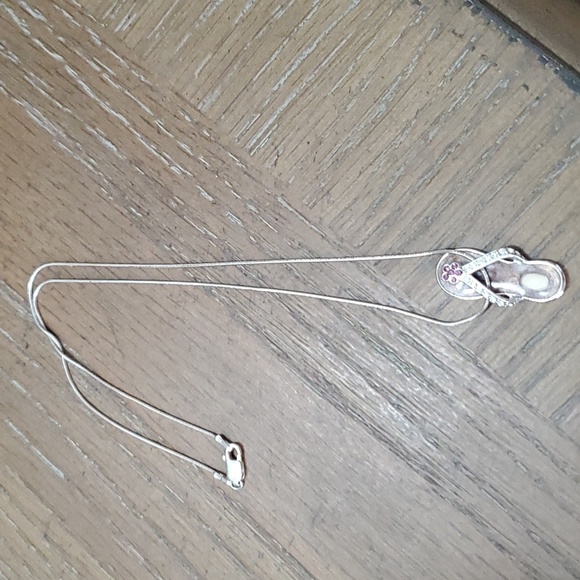 Sterling silver summer flip flop with chrystal and amethyst on 9.25 marked chain - Picture 2 of 4